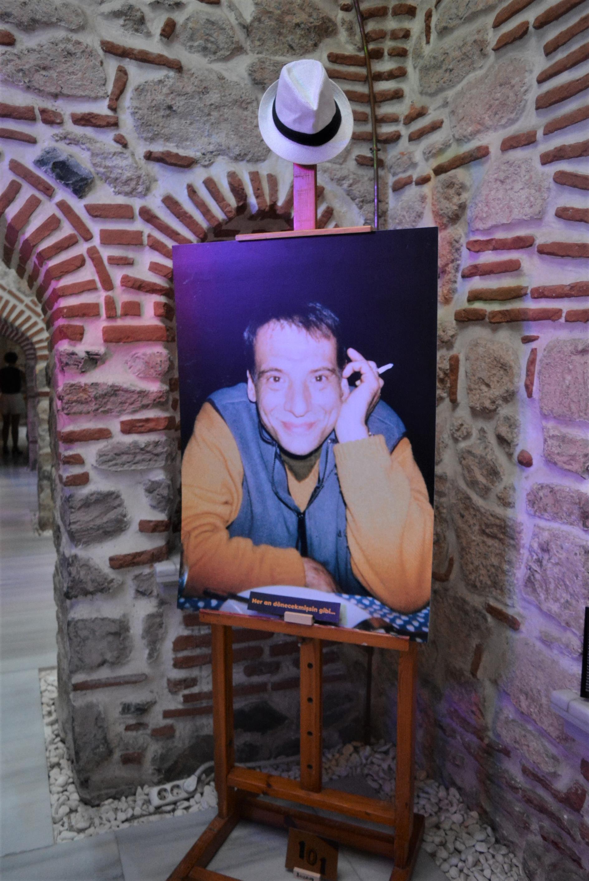 Civan Canova´nın Vasiyeti Olan Resim Sergisi Açıldı 