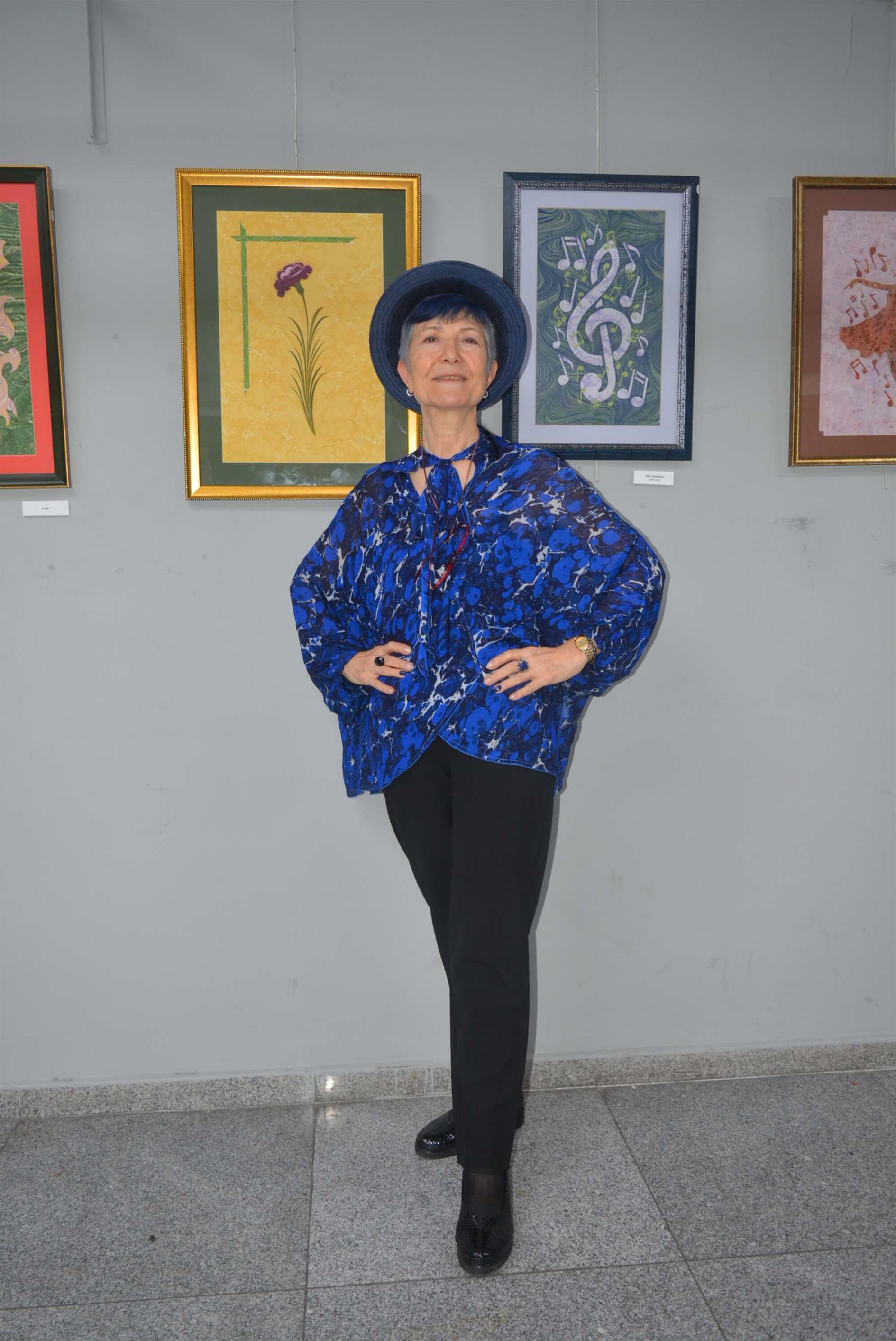 Nilüfer Batmanoğlu “Hayalimdi Gerçekleşti” Ebru-Kaligrafi Sergisi 